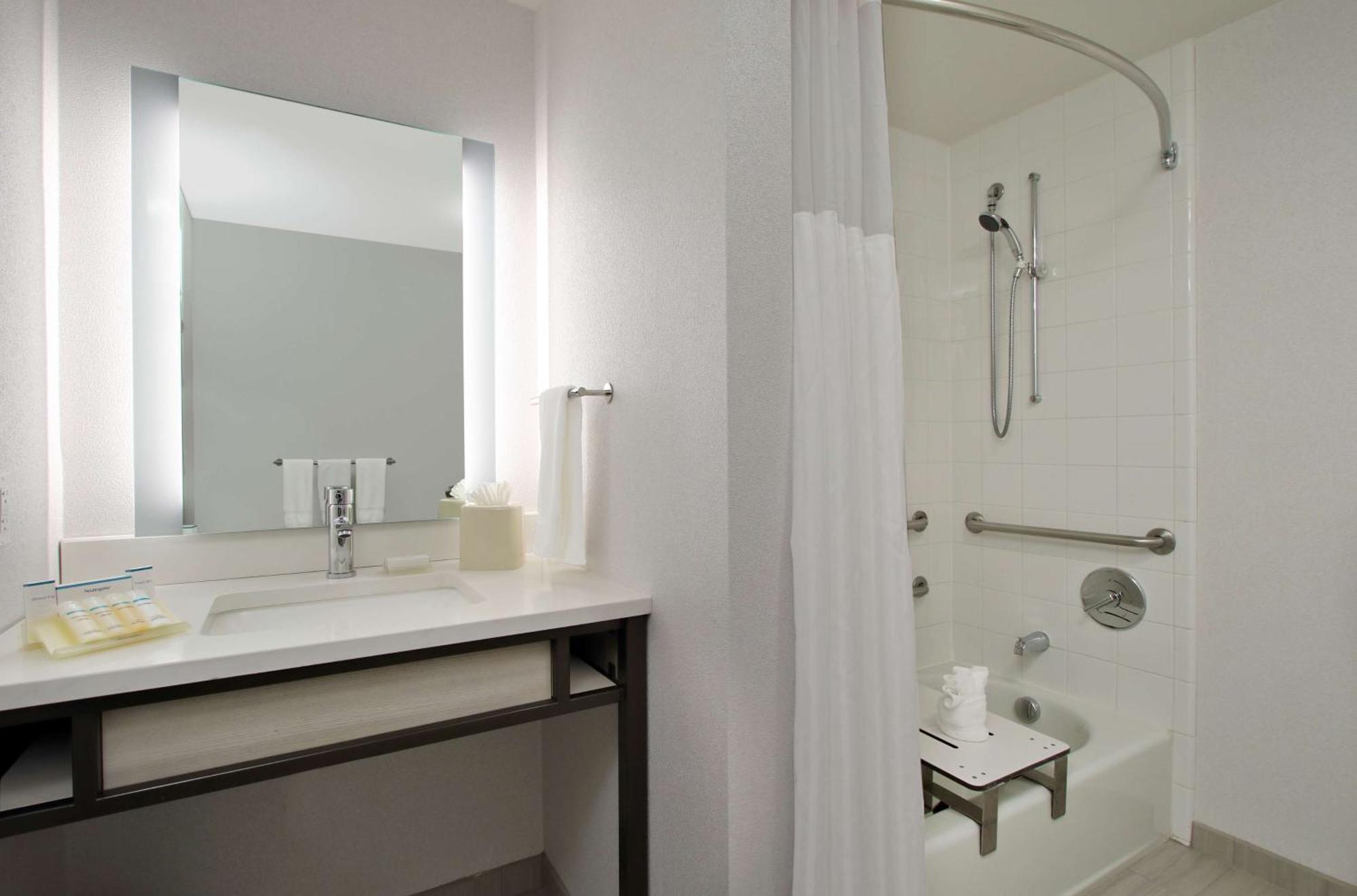 Hilton Garden Inn Columbus-University Area Eksteriør bilde
